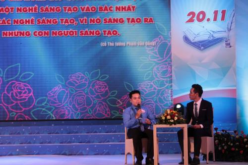 Tuyên dương 214 nhà giáo trẻ tiêu biểu TP Hồ Chí Minh ảnh 1